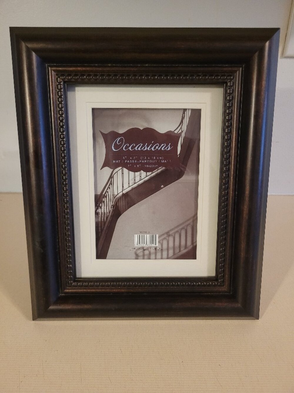 Classic Dark Wood Picture Frame 5x7 Matted 7x9 Decorative Border